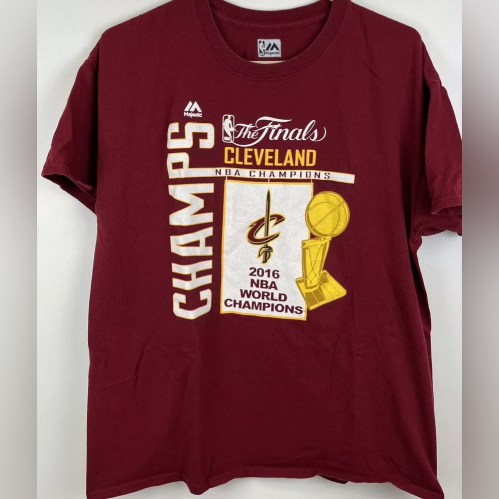 Cleveland Cavs Cavaliers Tshirt Sz Lrg NBA Basketball Red Champions 2016 Finals